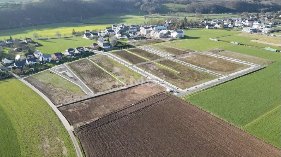 Terrain à bâtir à Erpeldange-sur-Sûre